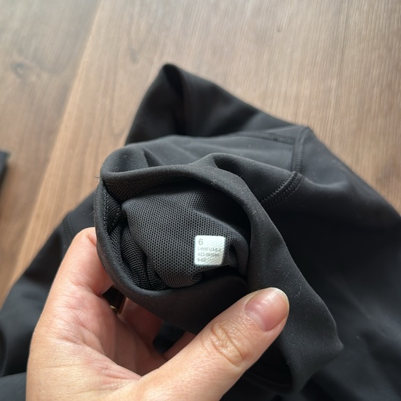 Lululemon Wunder Under Leggings - Picture 3 of 5